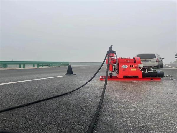 沾化马路路基路面开裂下沉注浆加固灌浆